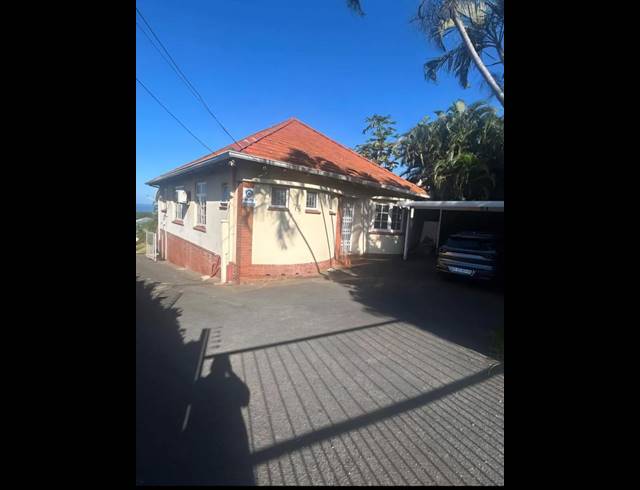 4 BEDROOM HOUSE FOR SALE IN DURBAN NORTH